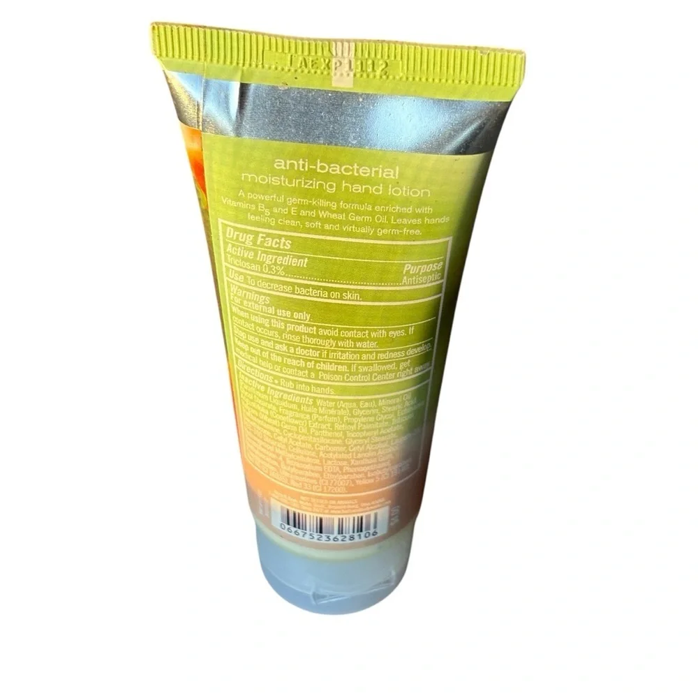 Bath & Body Works Nectarine Mint HandiBac Antibacterial Moisturizing Lotion 2 oz